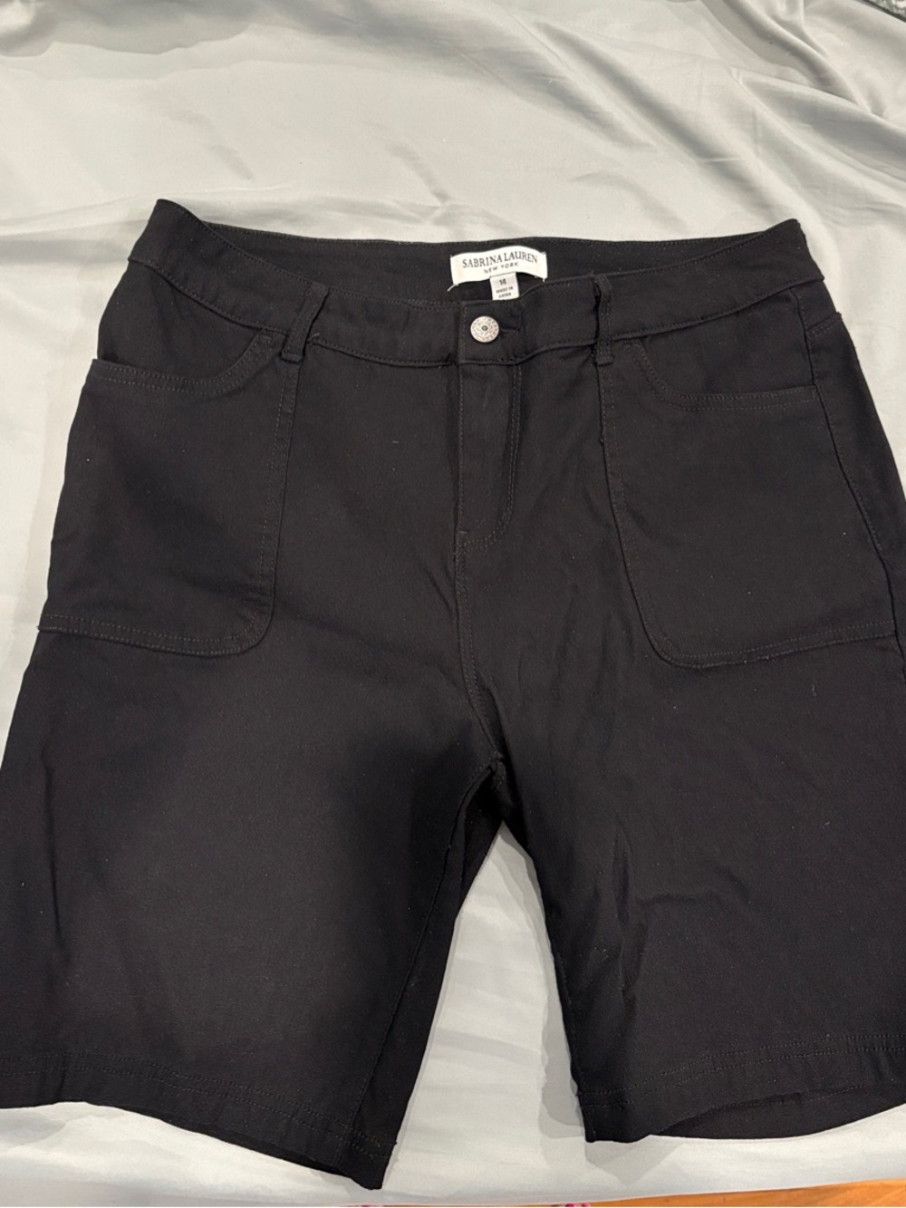 Saint James Black Flat-Front Women's Shorts size 14